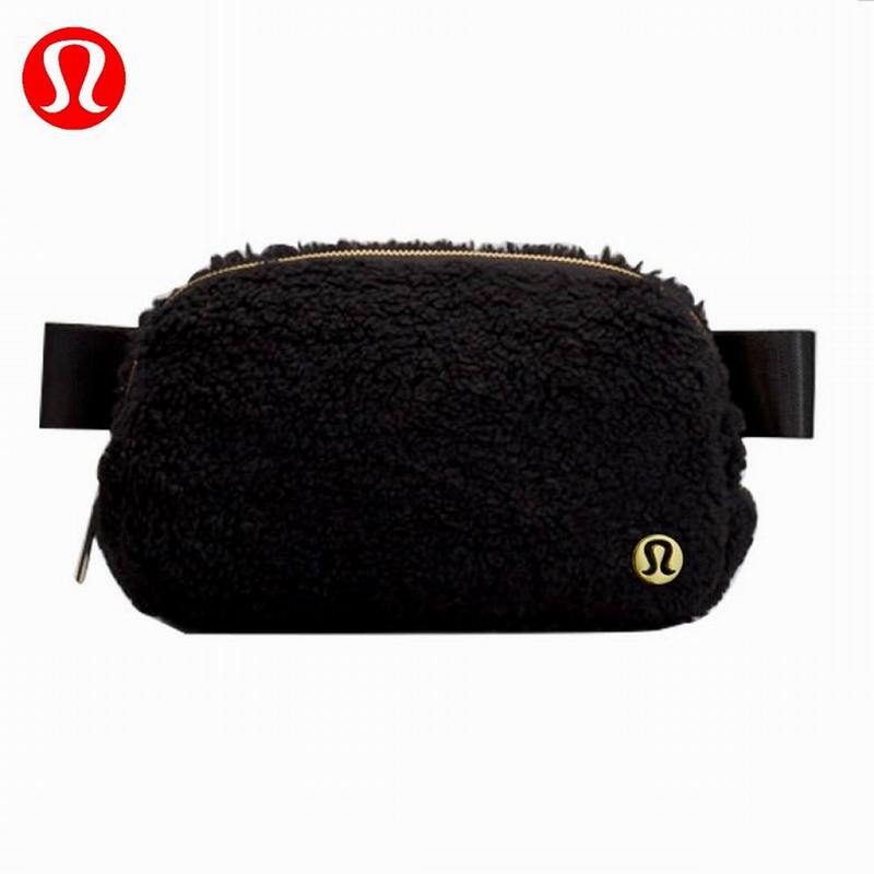 Lululemon Handbags 290